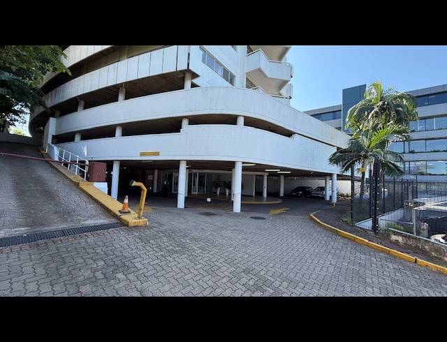 140M² OFFICE TO LET IN MORNINGSIDE